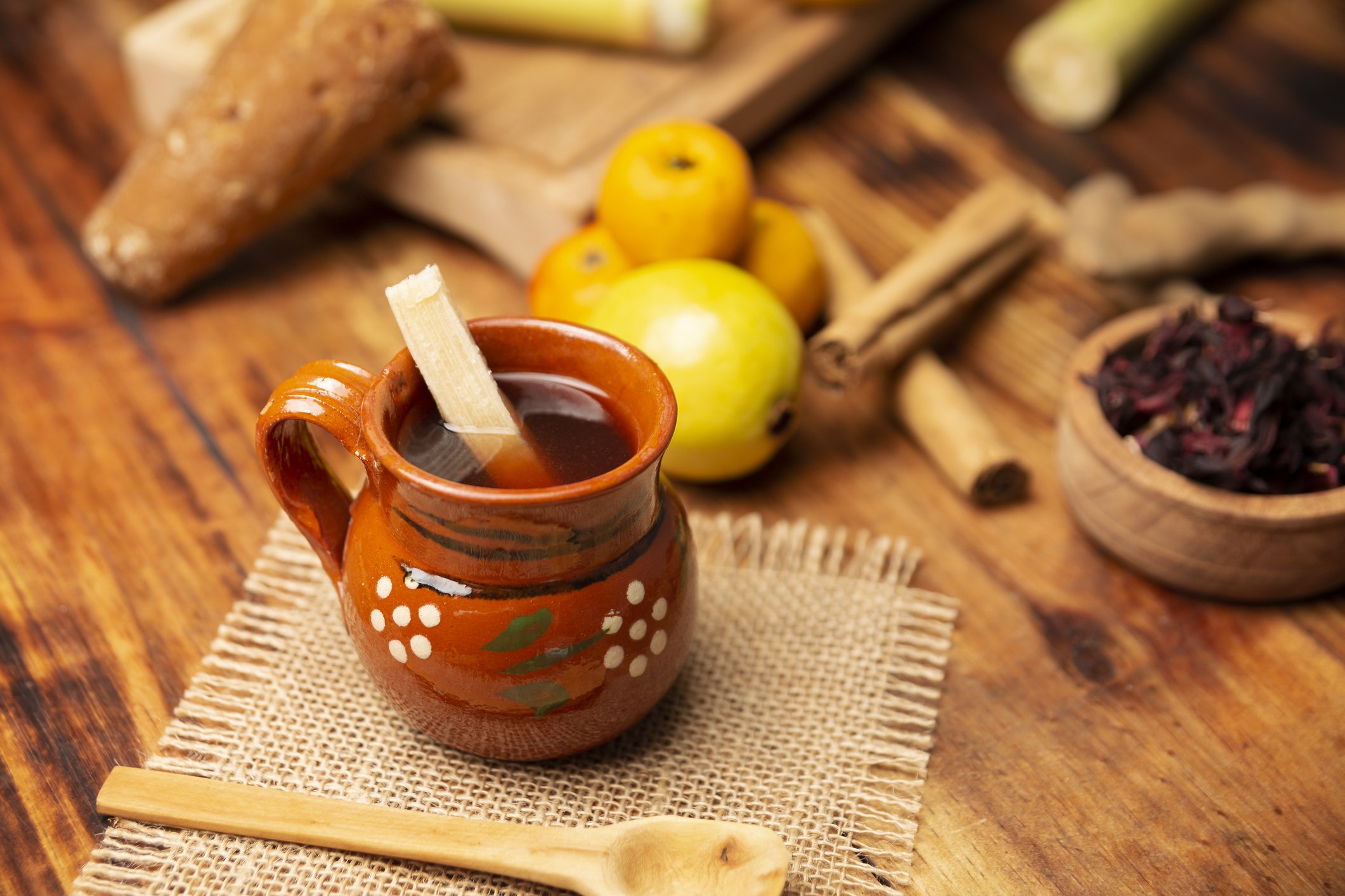 Receita de Quentão de Festa Junina: veja como fazer essa bebida potente!
