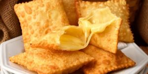 Pastel Frito de Feira
