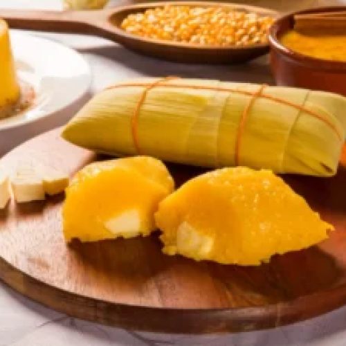 Pamonha Salgada com Queijo